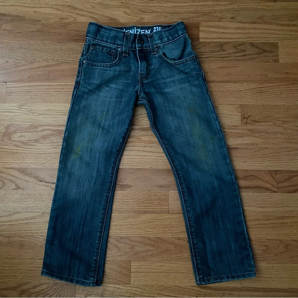 Denizen from Levi’s 218 Slim Straight Fit Jeans Size 7 Regular
